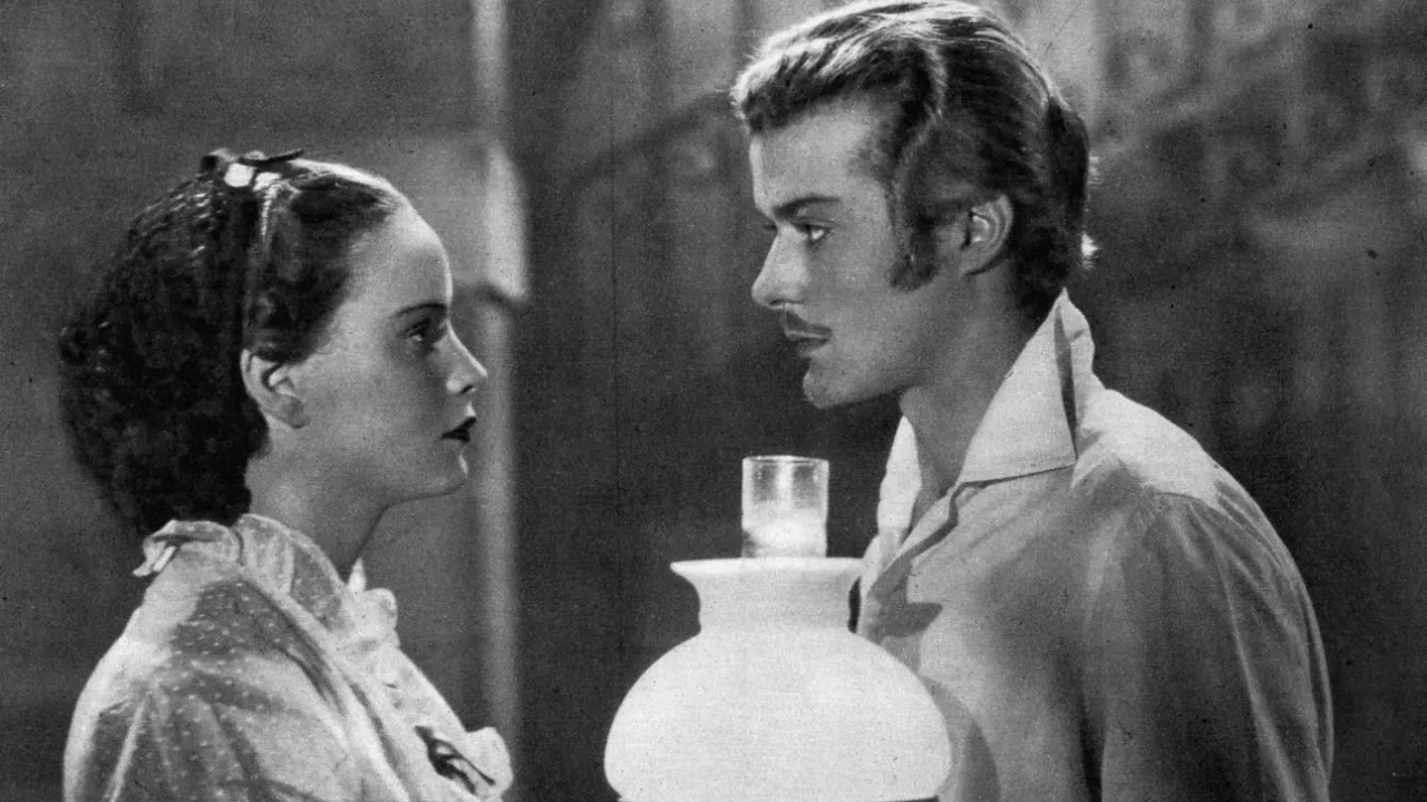 Piccolo mondo antico streaming ita