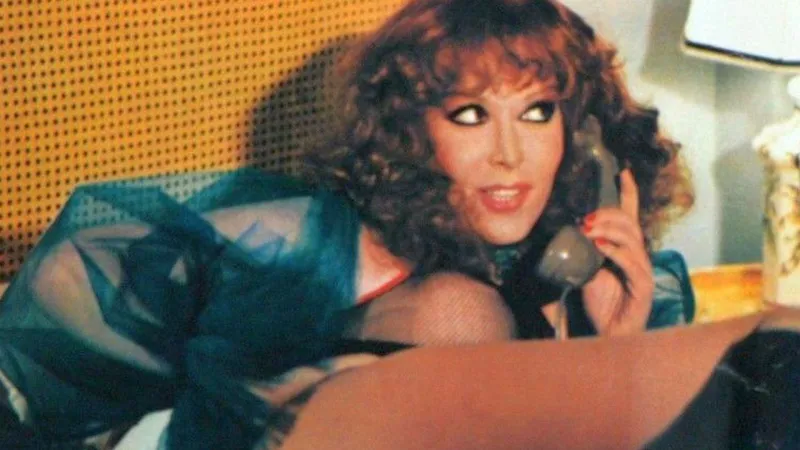 La cameriera seduce i villeggianti streaming ita