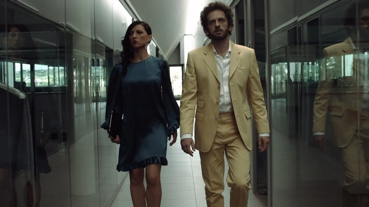 SFashion - La Neoborghese Via Crucis streaming ita